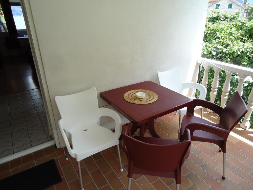 קמנארי Apartments Vila San מראה חיצוני תמונה