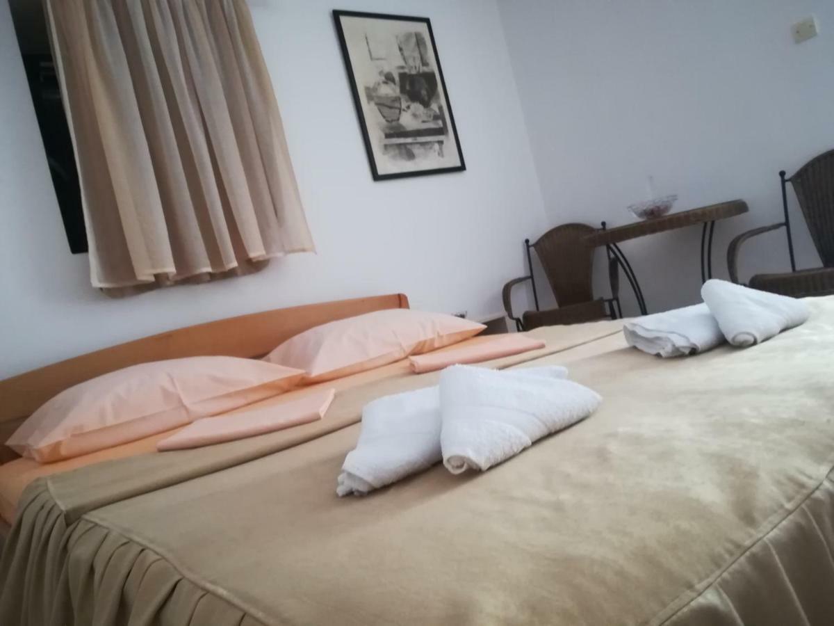 קמנארי Apartments Vila San חדר תמונה